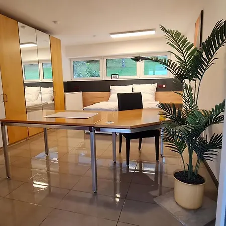 2,5 Zi 100 Qm, Ggue Uni Enc - Hubi Apartment